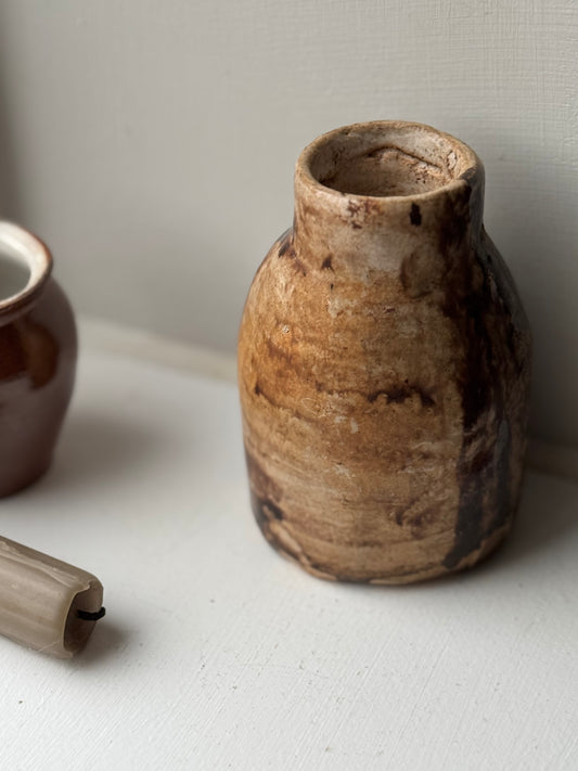 Rich Brown Vintage Stoneware Pot