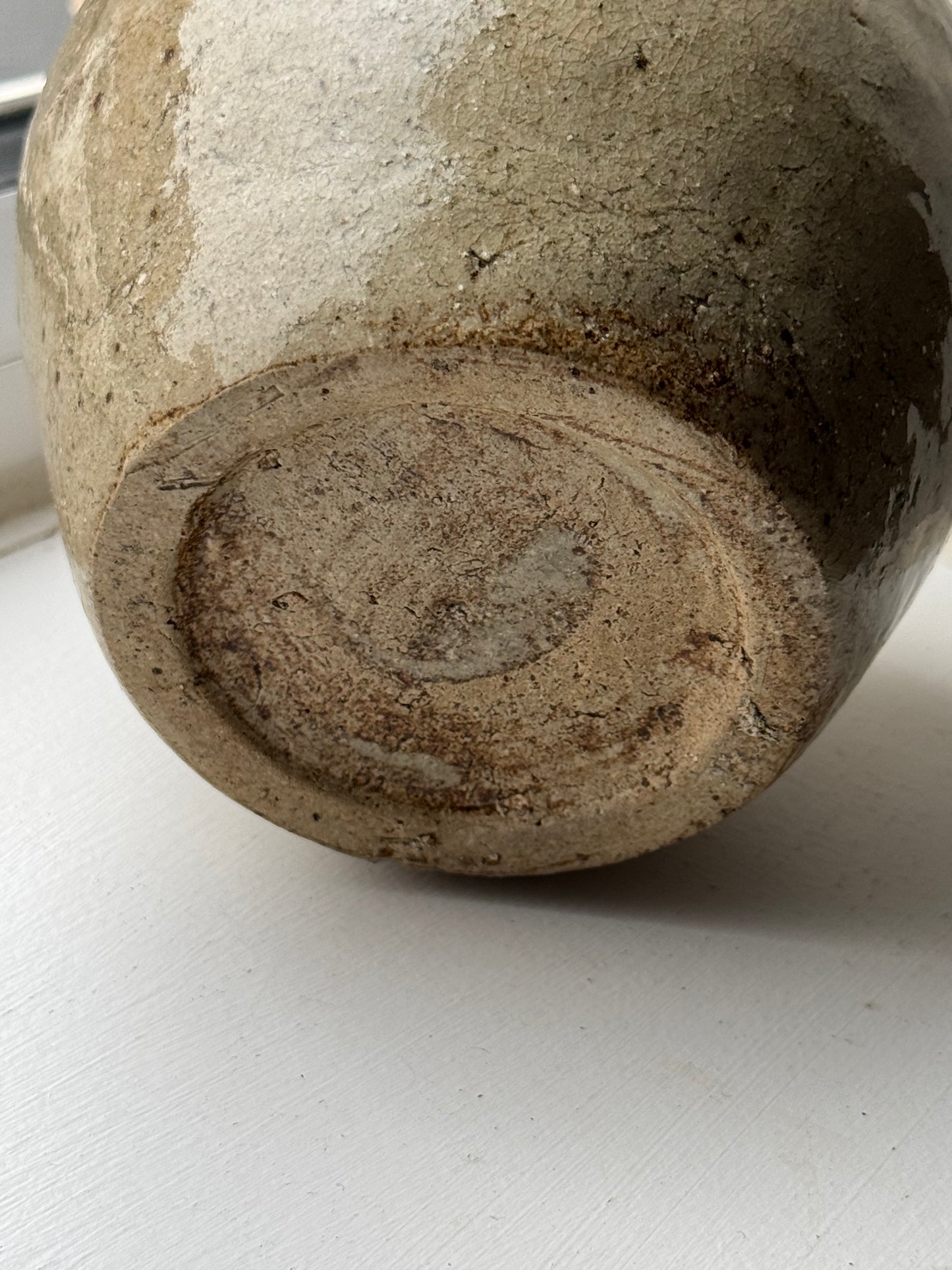 Warm Beige Antique Ginger Jar