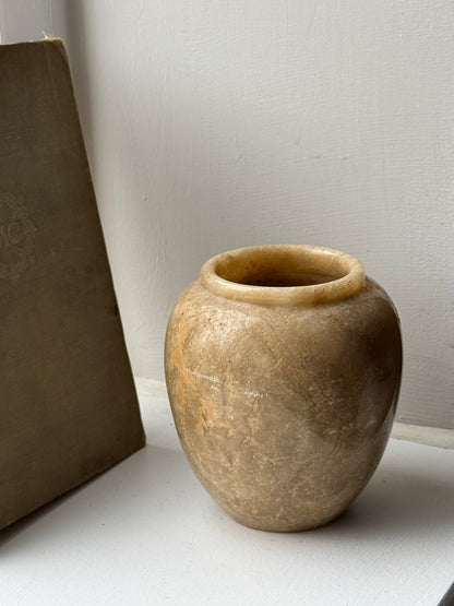 Small Beige Marble Pot