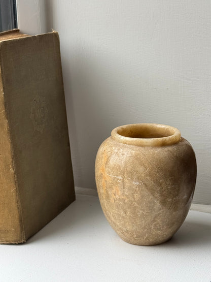 Small Beige Marble Pot