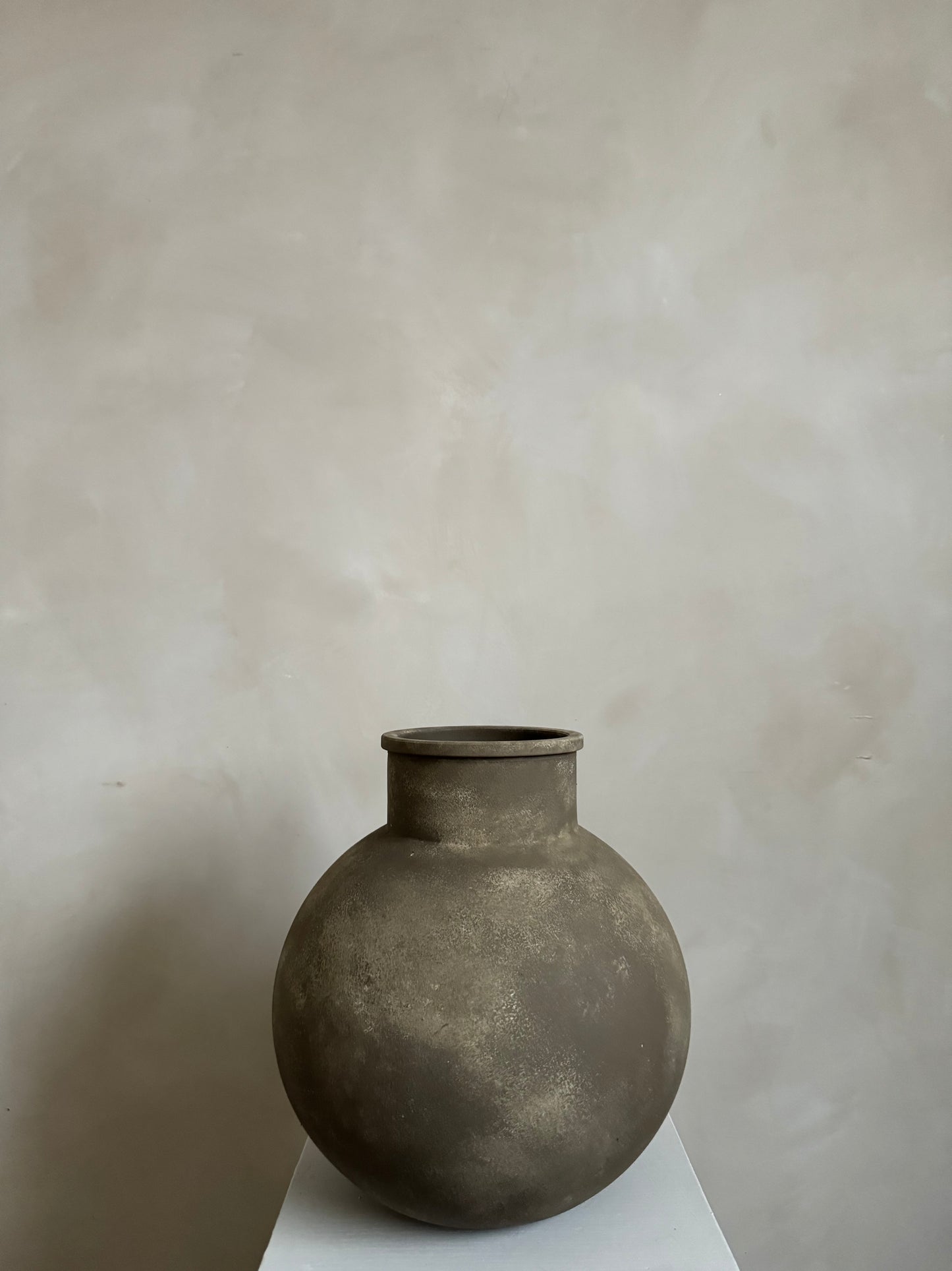 EARTH  |  Earthy brown large rounded rustic vase