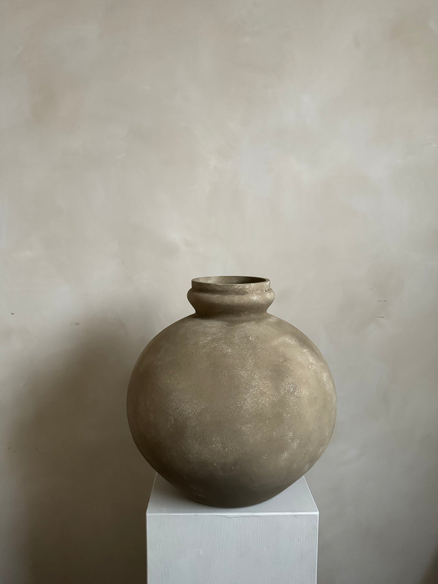 EARTH  |  Earthy brown large rounded rustic vase/vessel