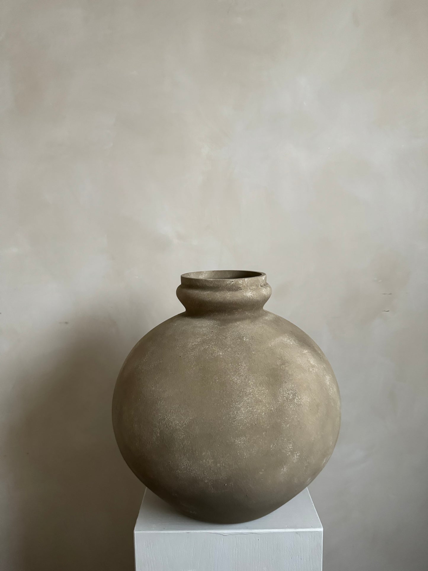 EARTH  |  Earthy brown large rounded rustic vase/vessel