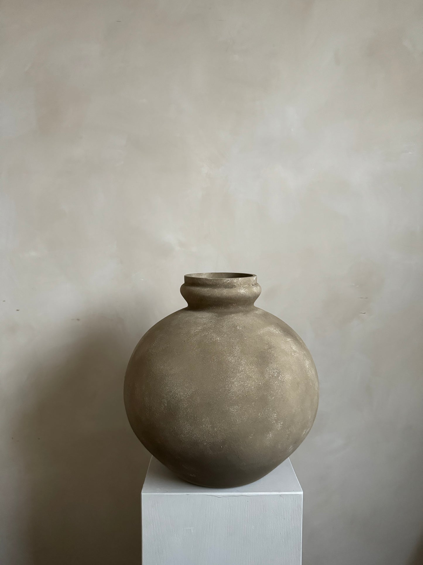 EARTH  |  Earthy brown large rounded rustic vase/vessel