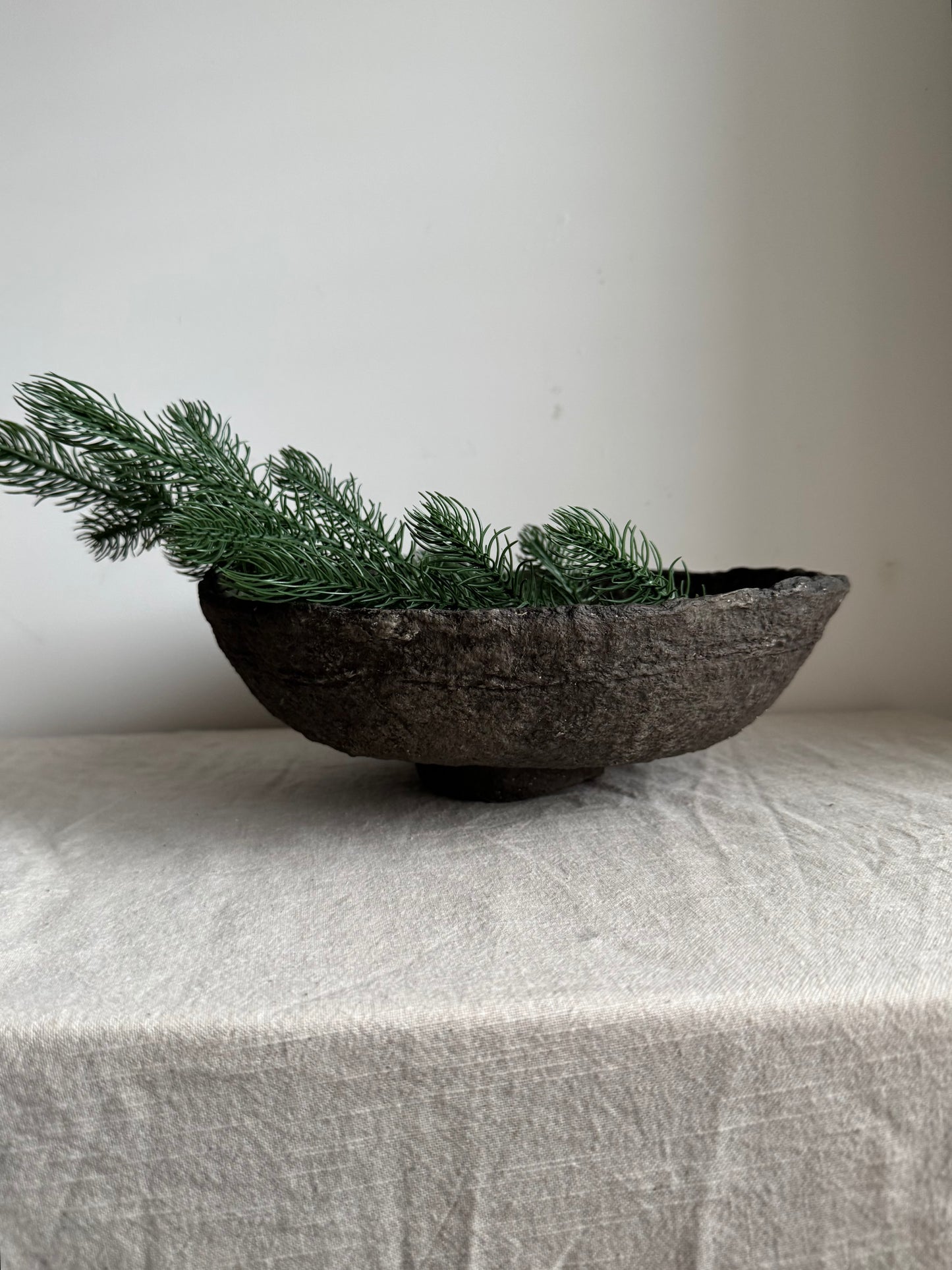 Handmade Papier-maché bowl  |  BROWN BLACK