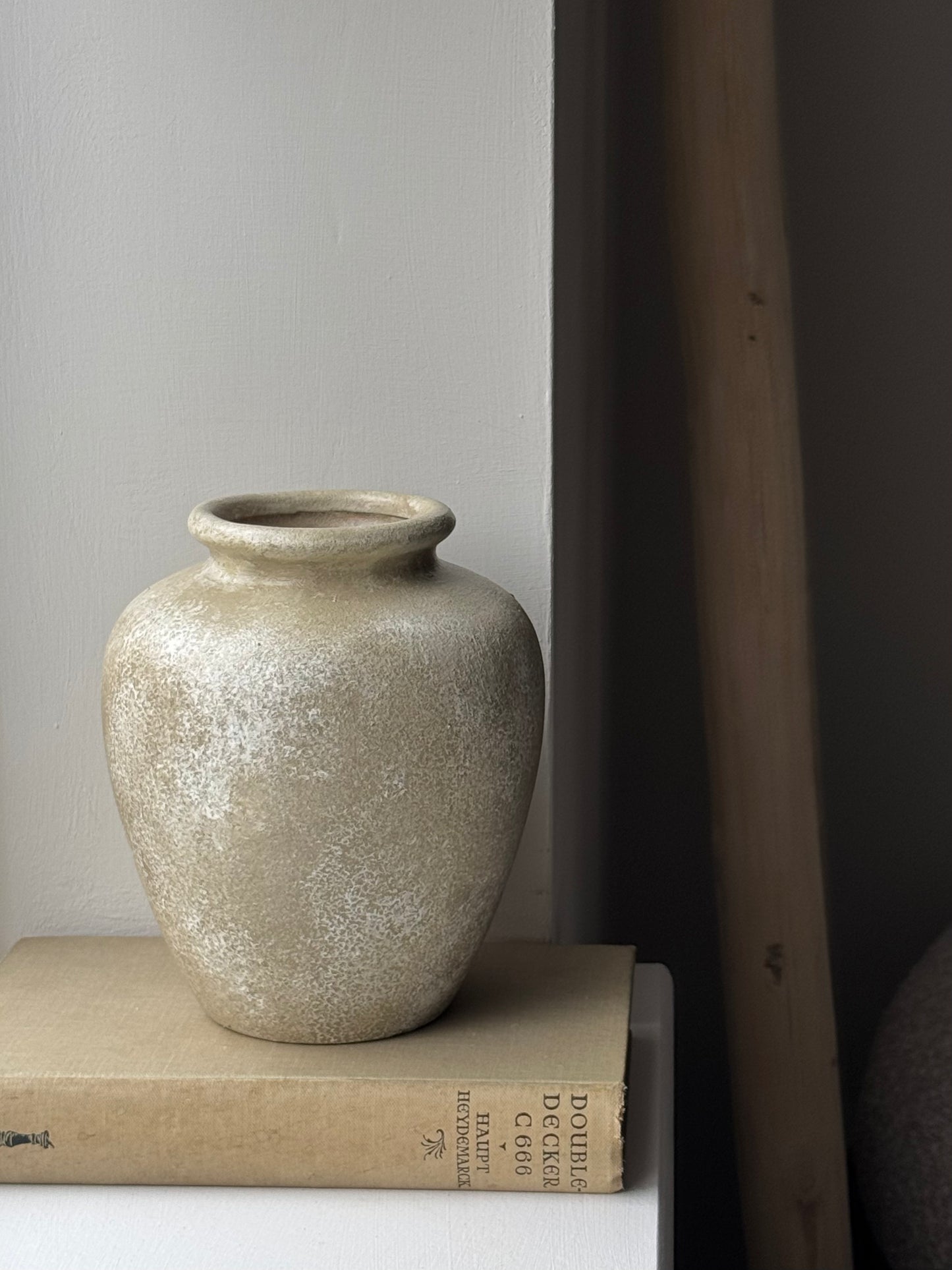 Up-Cycled | Stone-Effect Medium Rounded Urn
