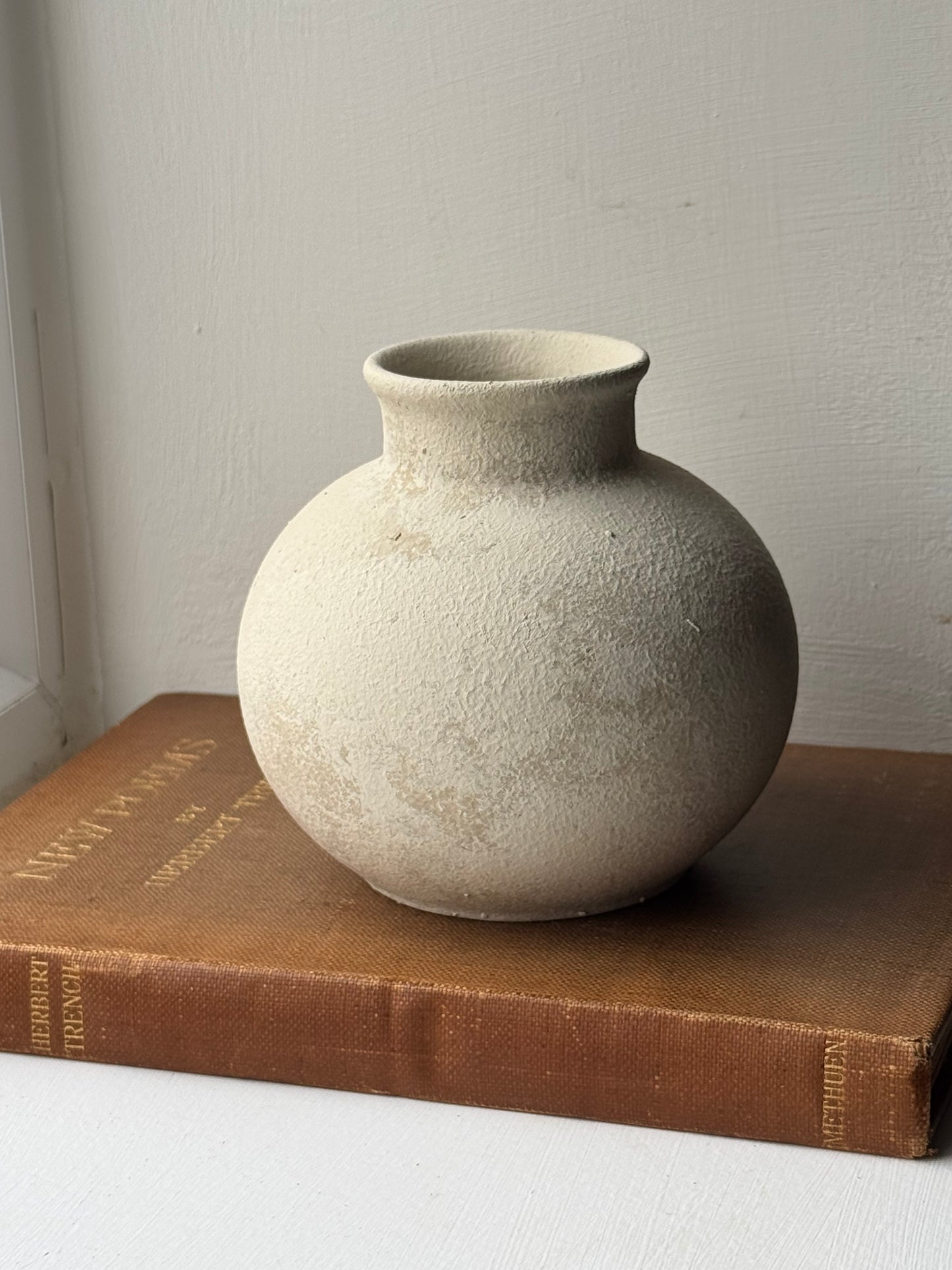 Up-Cycled | Soft Beige Small Rounded Pot