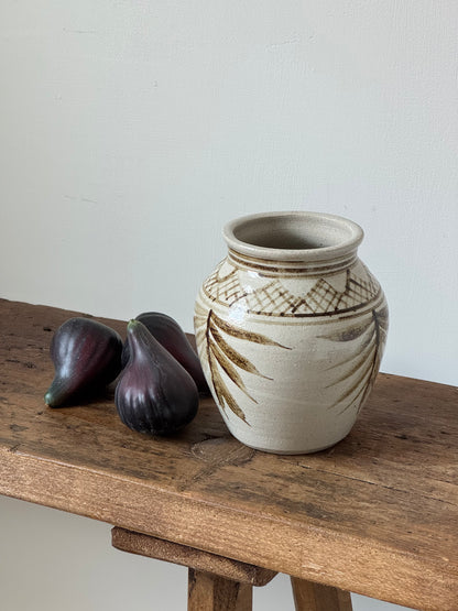 Vintage Neutral Patterned Pot