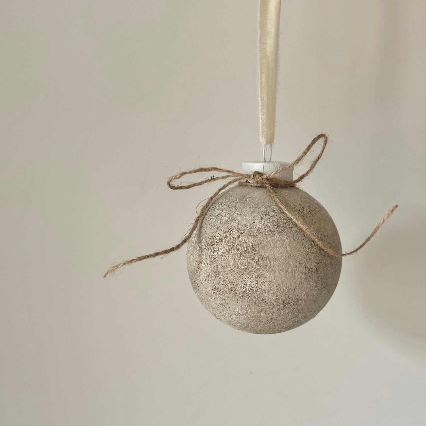 Rustic up-cycled bauble BEIGE