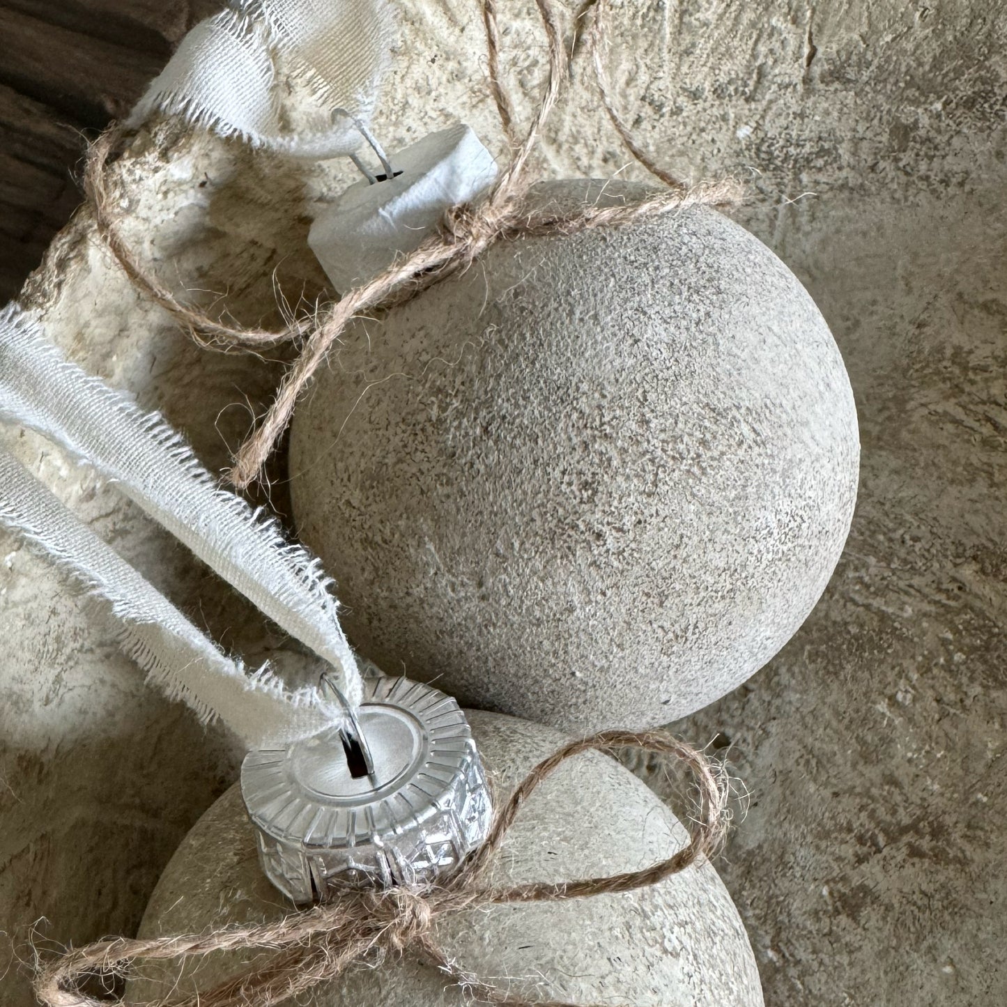 Rustic up-cycled bauble BEIGE