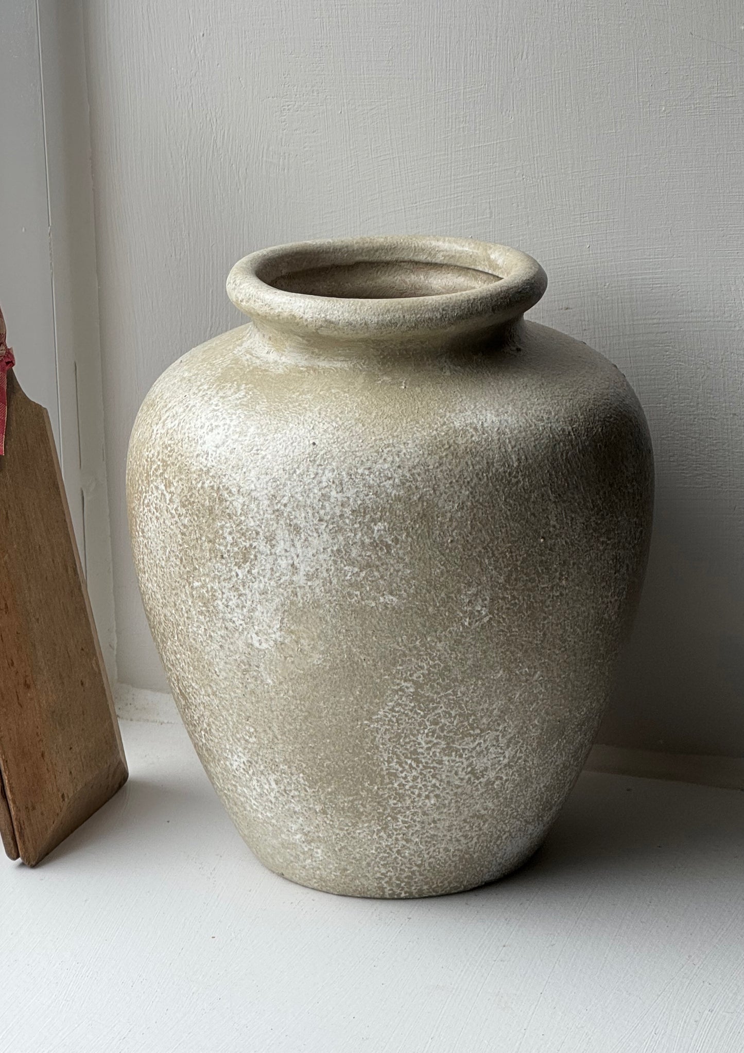 Up-Cycled | Stone-Effect Medium Rounded Urn