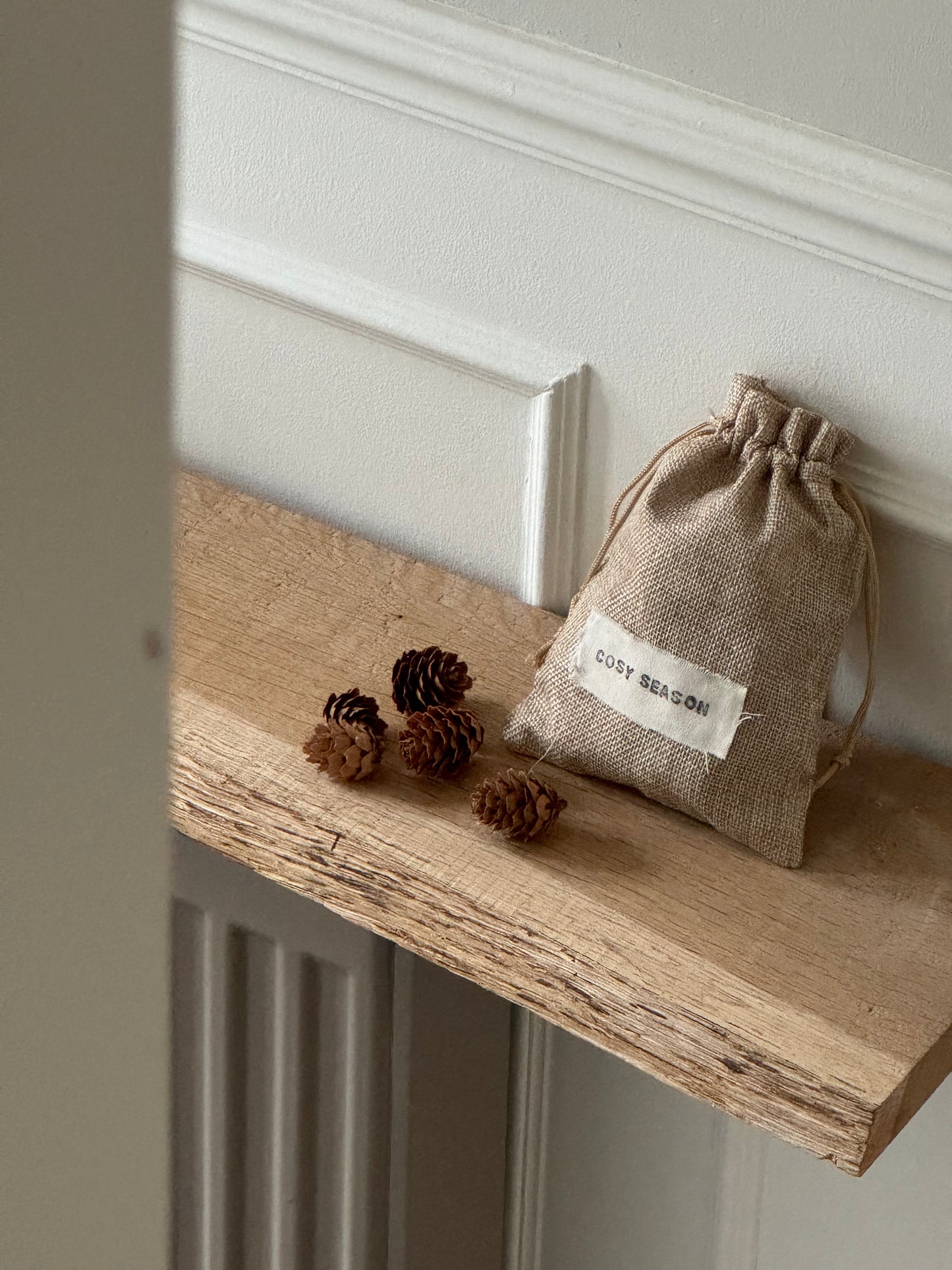 'Cosy Season' Pinecone Pouch