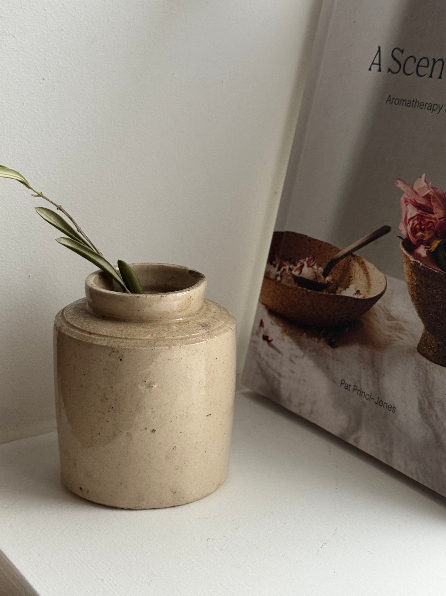 Small Vintage Oatmeal Glaze Stoneware Pot