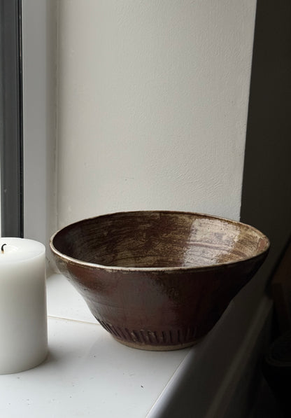Vintage Etched Base Stoneware Bowl