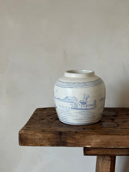 Vintage Chinese Ginger Jar
