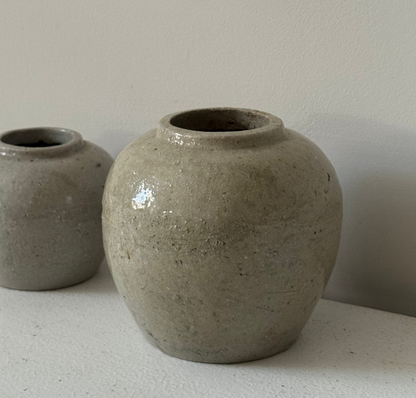 Oatmeal Glaze Antique Ginger Jar