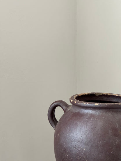 Plumb Twin Handle Rounded Pot