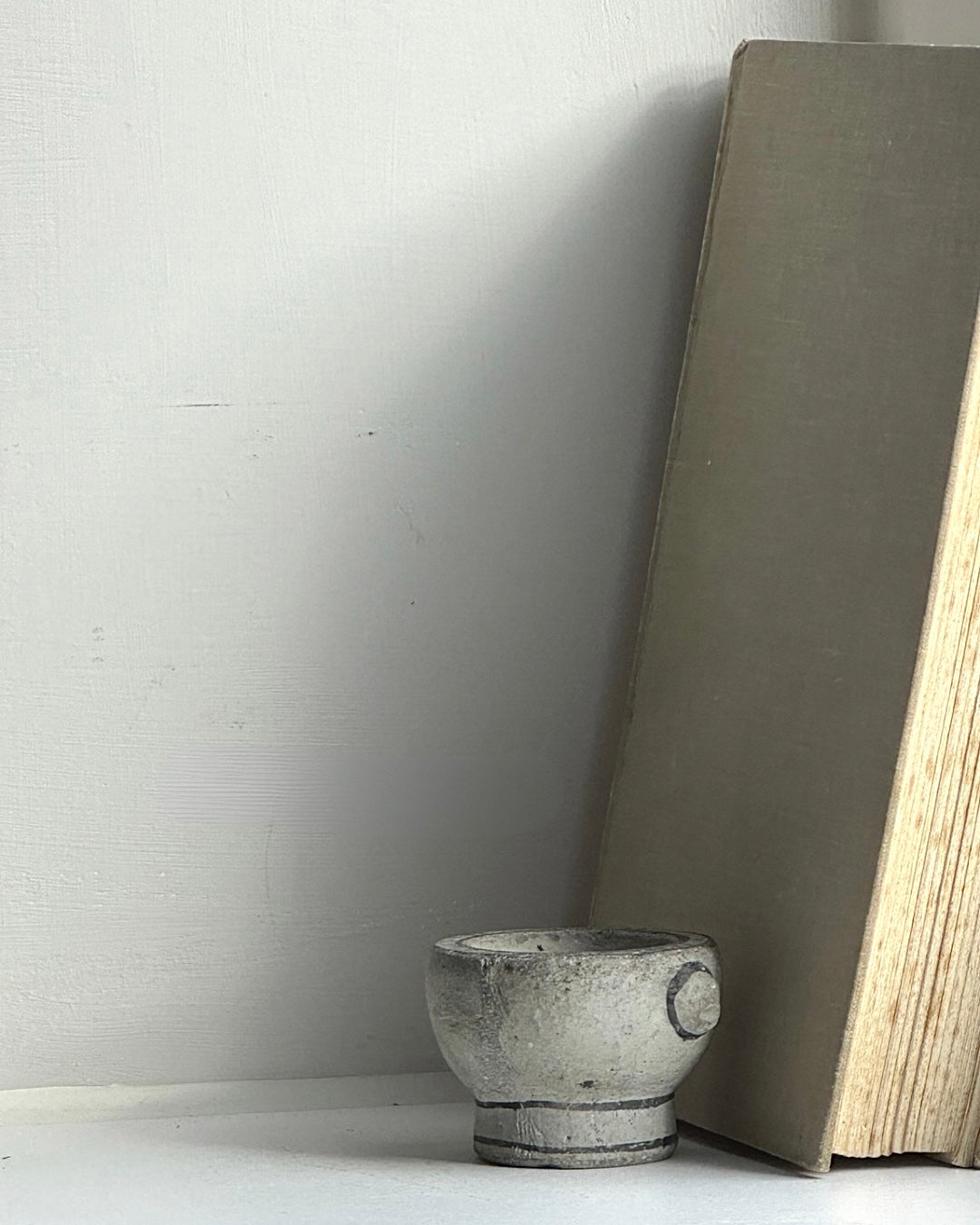 Miniature Chalky Grey Mortar