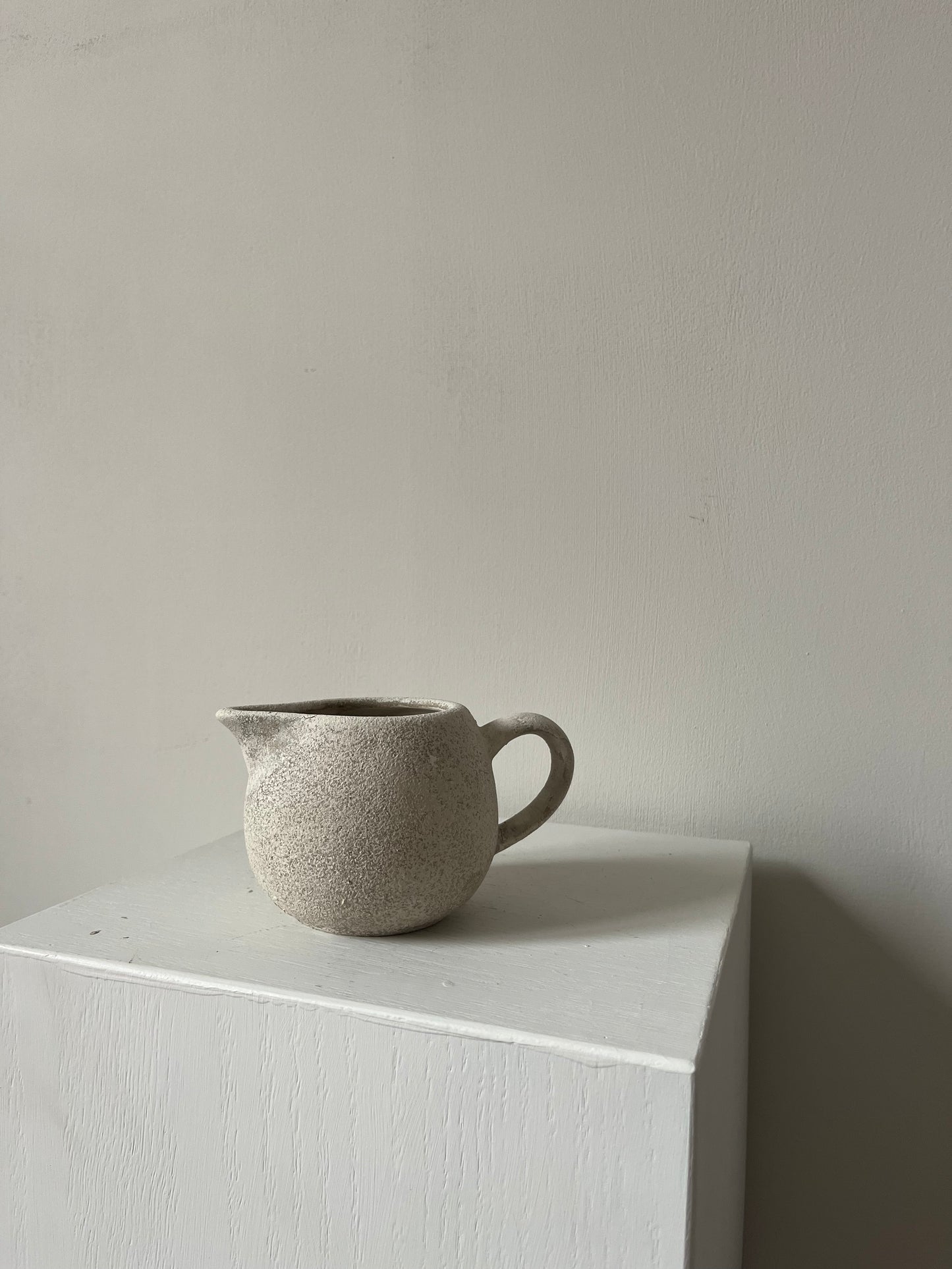 CLOUD  |  small rustic jug-style vase