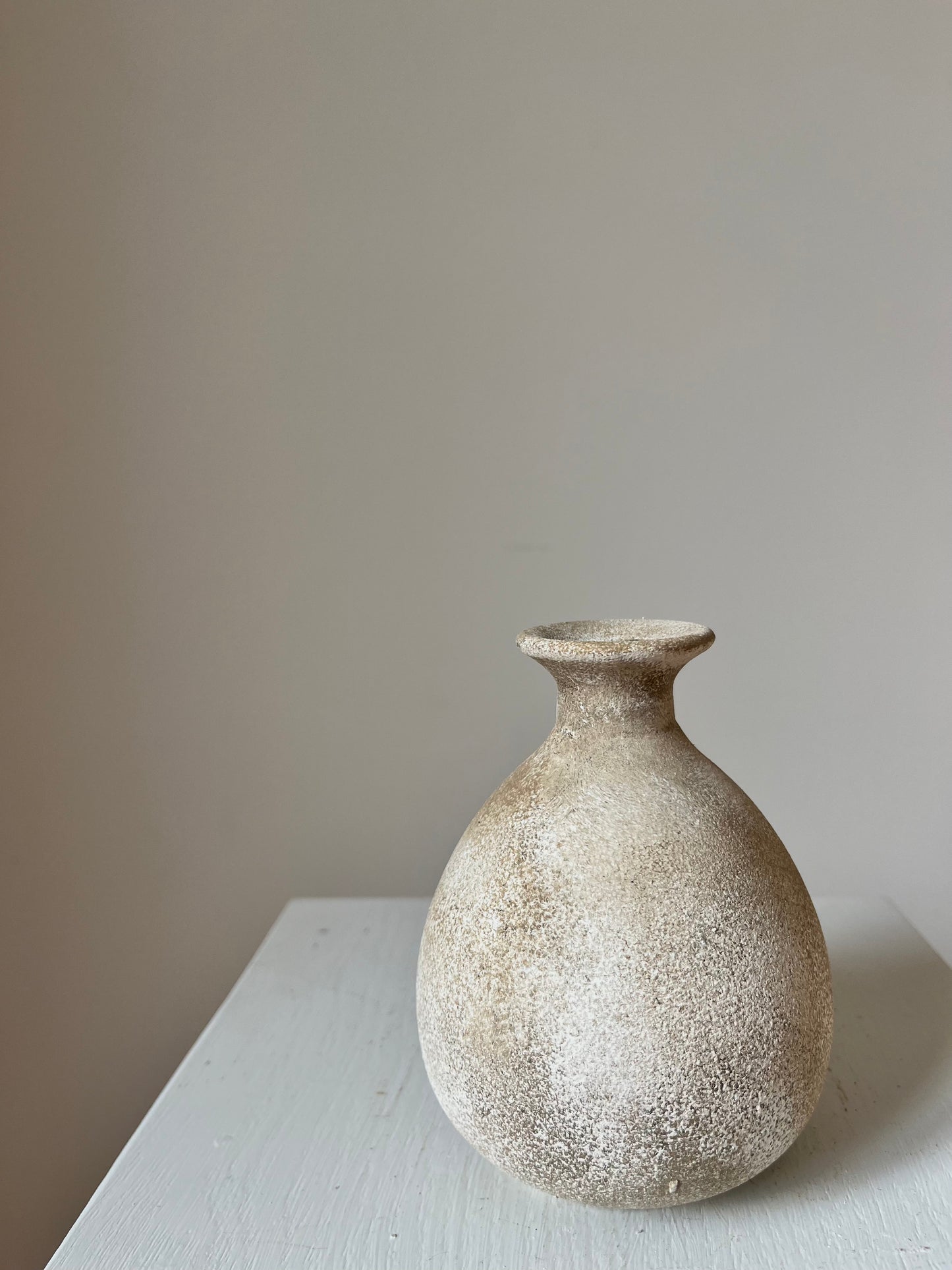 CLOUD  |  textured teardrop vase